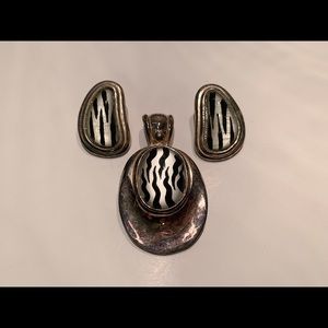 Retro Zebra Printed Earrings and pendant